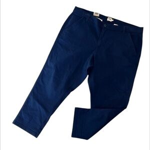 Levi’s classic chinos size 16 blue pants
